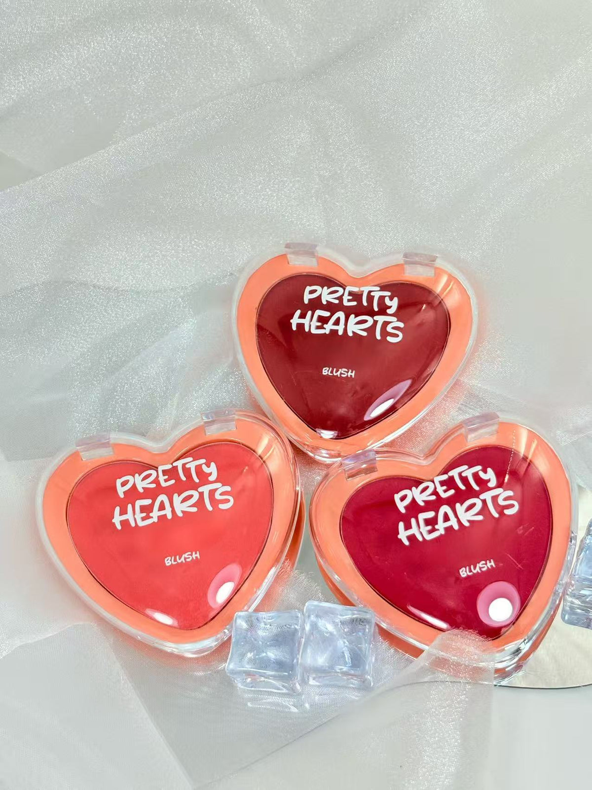 [Minimum order: 8,000 pcs]PRETTY HEARTS Heartbeat Peach-Scented Blush Cream