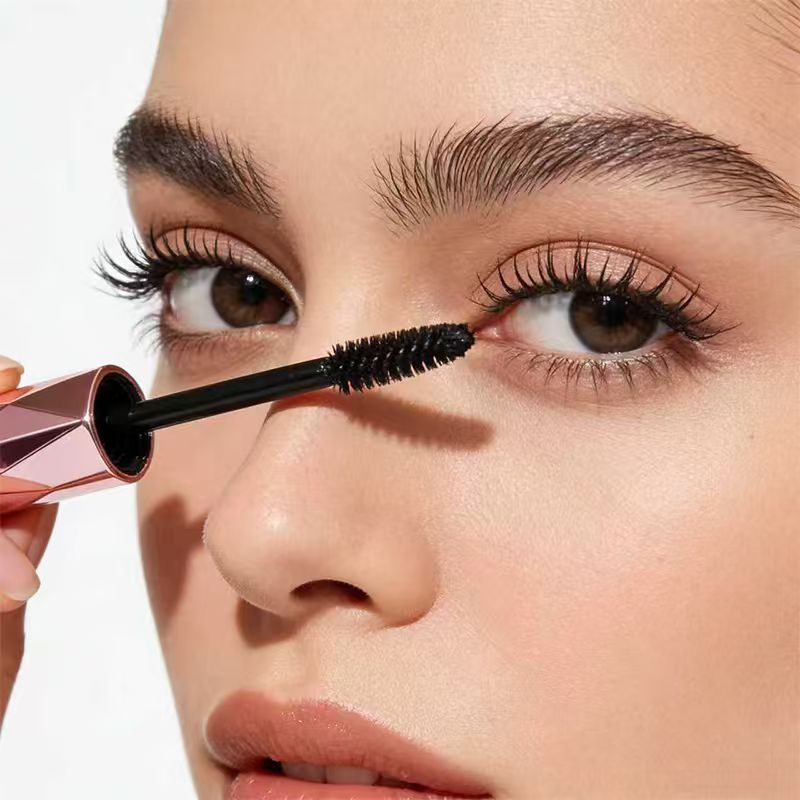[Minimum order: 8,000 pcs]DOOUCI Diamond-Shine Curling Mascara